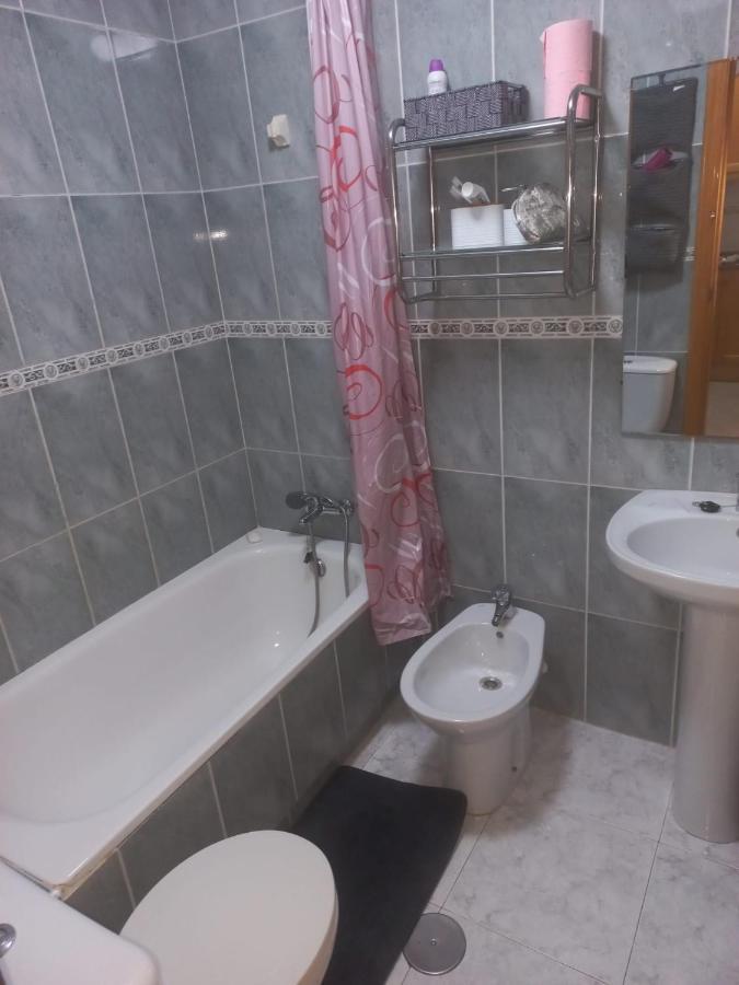 Apartment Only 250M From The Beach Los Locos Torrevieja Bagian luar foto